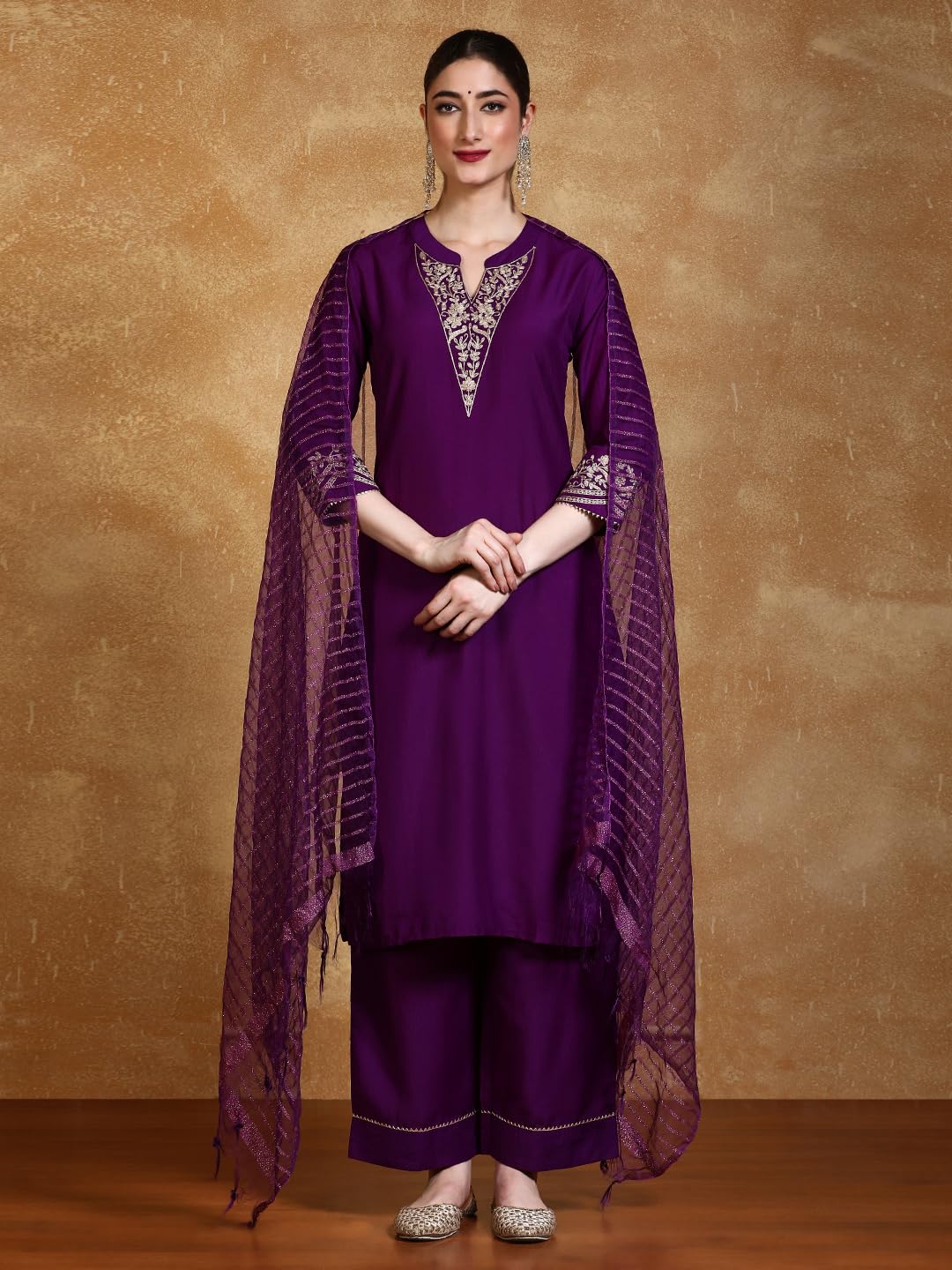 Varanga Zari Embroidered Neck Kurta With Trouser And Dupatta.