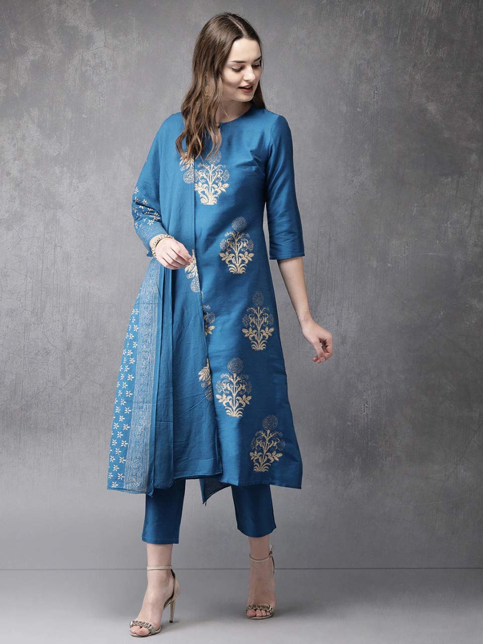 GoSriKi Magenta Floral Print Kurta with Trousers & Dupatta (Graci Magenta)