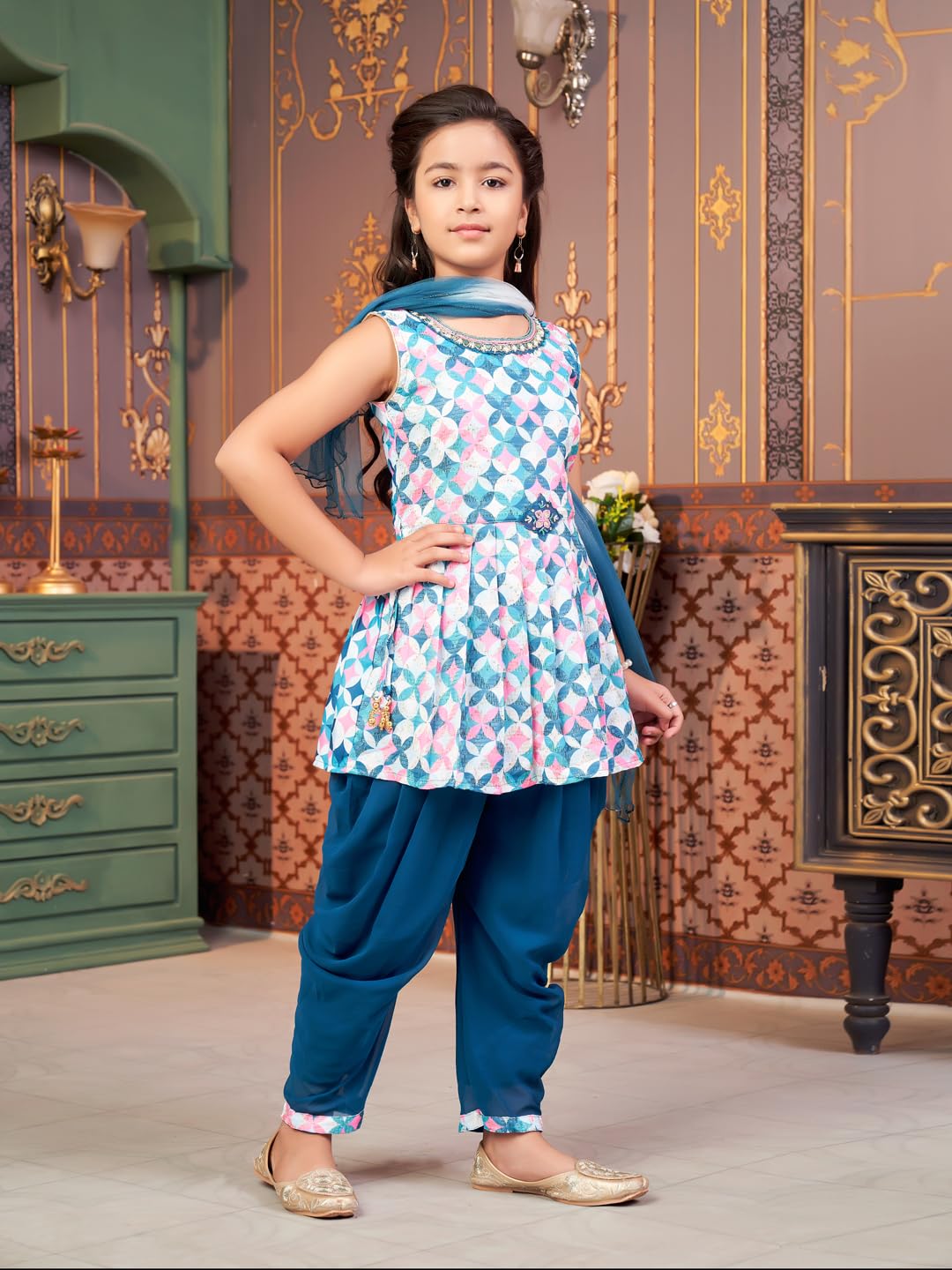 Aarika Girls Ethnic Wear Sea Green Colour Floral Print Beads Embroidery Cotton Blend Dhoti Kurta Set With Dupatta-4-9 Years (Dh-