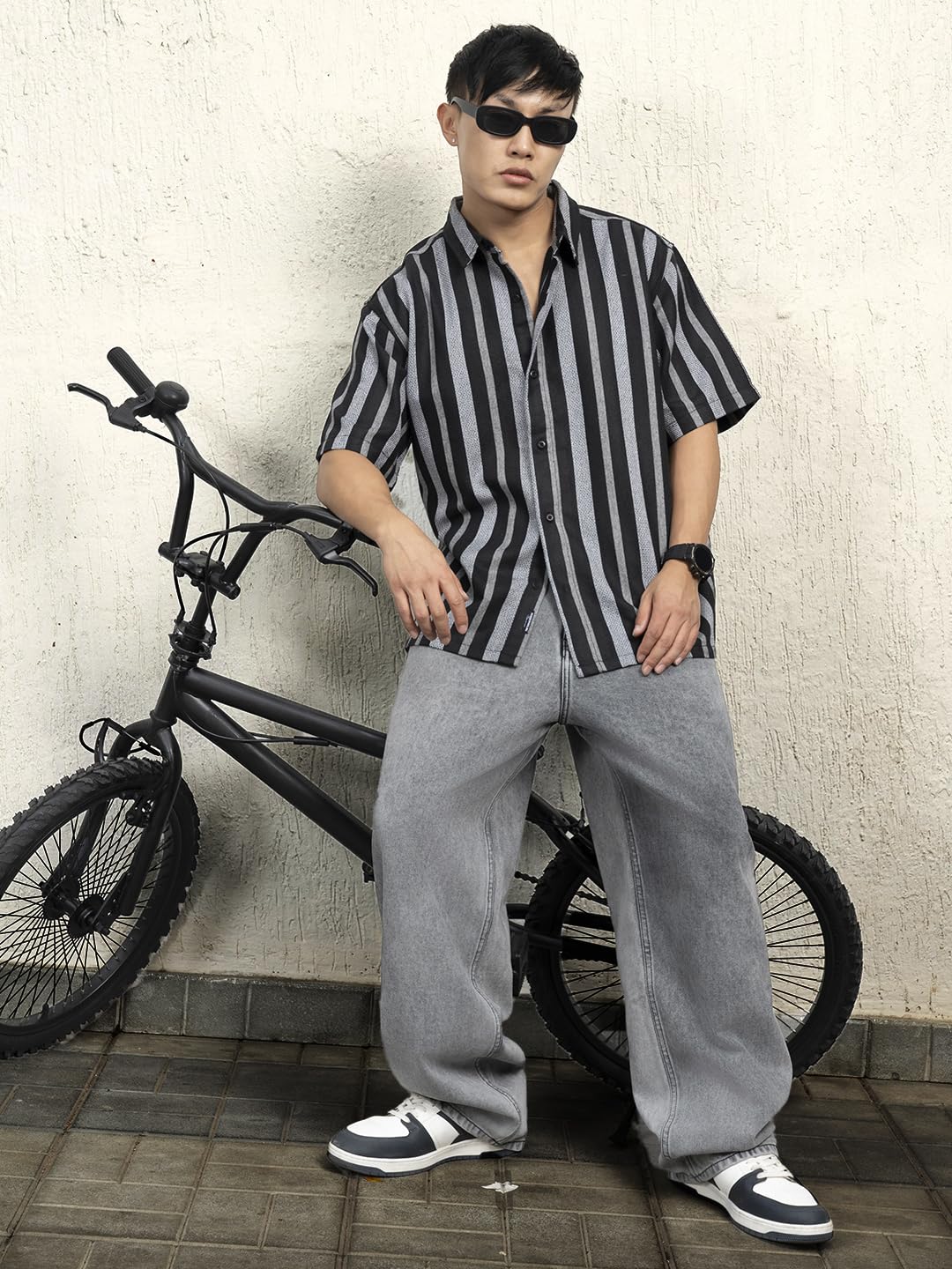 Hubberholme Men Cotton Short Sleeves Oversized Striped Shirt 14 Multicolour