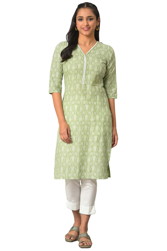 Aurelia WomenS Floral Printed Printed Regular Green Cotton Kurta