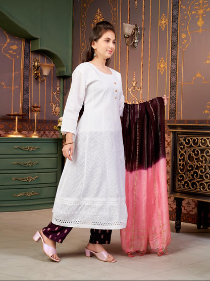 Aarika Girls Ethnic Wear White Colour Chikan Embroidery Cotton Kurti-6-13 Years (Kurti-Tr-K-854)