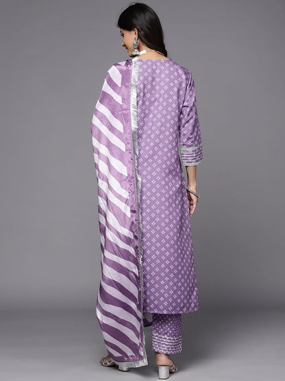 Varanga Women Embellished Kurta Set With Dupatta