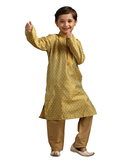 Manyavar Boys Green Art Silk Kurta Pyjama Set(3-4 Years)