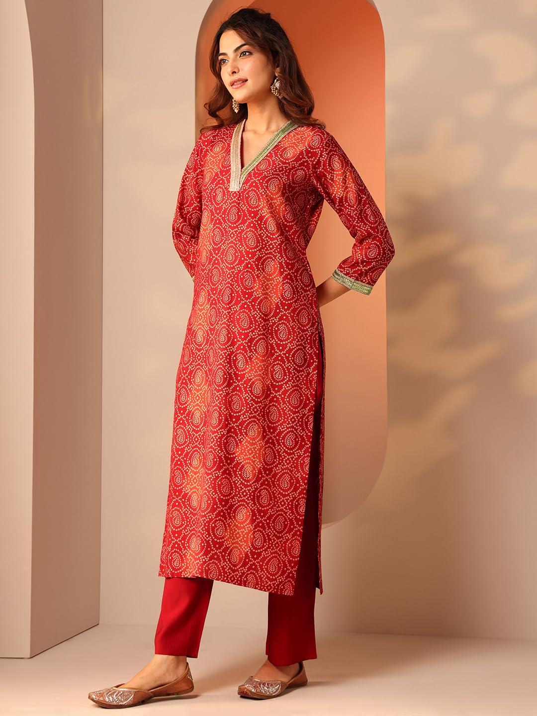 Libas WomenS Silk Blend Kurta Set (400720_Red