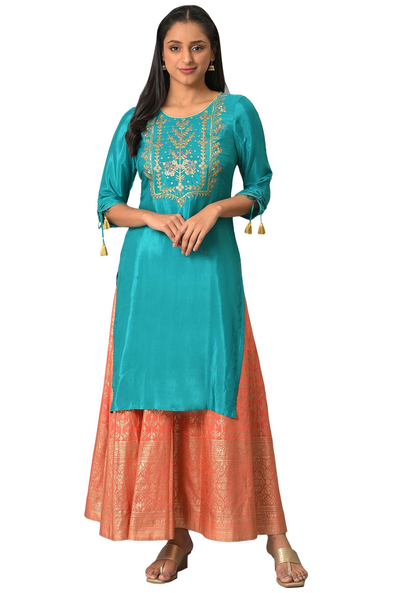 Aurelia Womens Rayon Regular Green Embroidered Festive Kurta (23FEA14029-704210