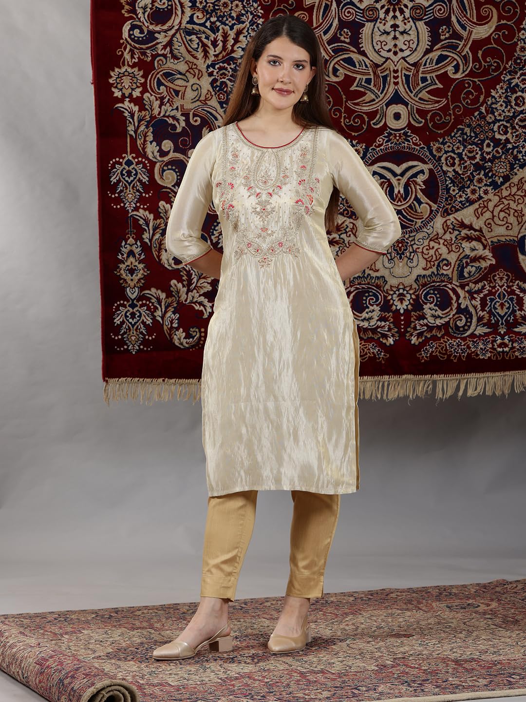 Aurelia Women? Solid Straight Kurta | Lightweight Round Neck Kurta for Women | Solid Kurta for Women | Beautiful Regular Fit Kurta for Women