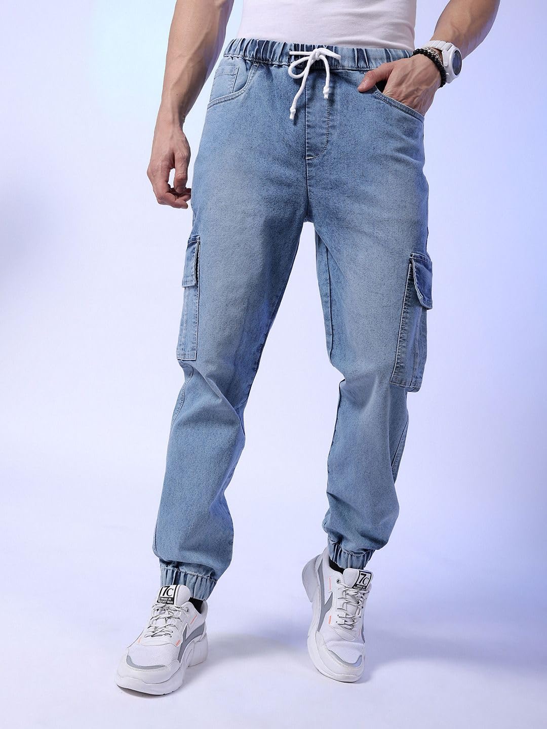 The Indian Garage Co Men Regular Fit Solid Mid-Rise Stretchable Denim Cargo Joggers