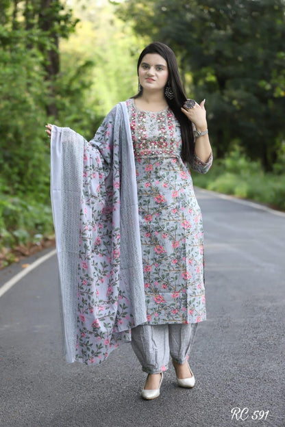 Suppar Sleave WomenS Embroidered Salwar Suit For Women Party & Festive 3/4 Sleeve Drese Salwar Suit With Dupatta Beutifull Set