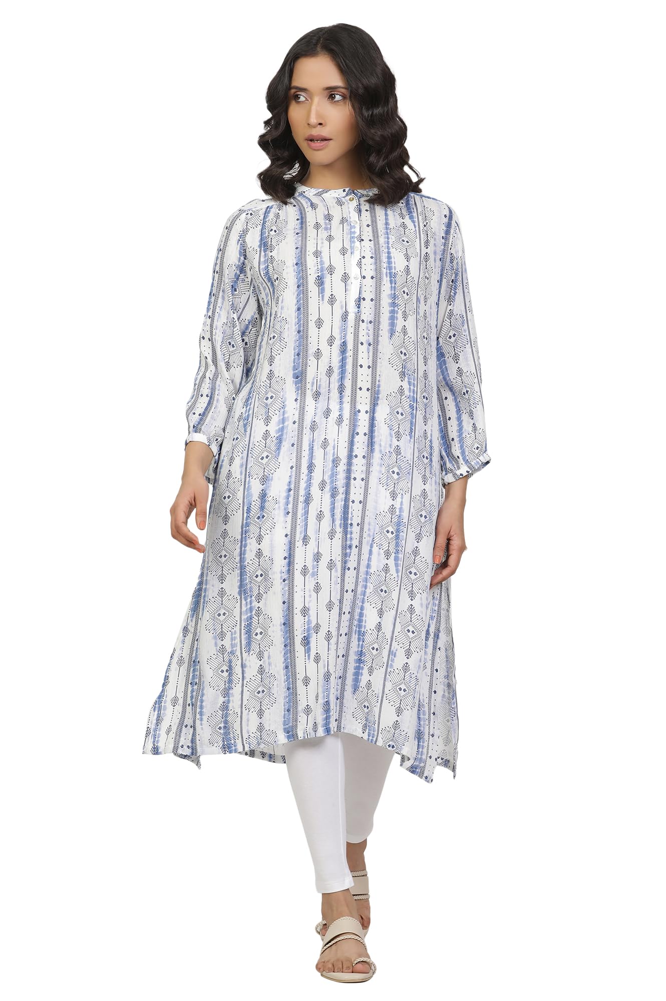 W for Woman White and Blue Printed Kurta and Pants Set