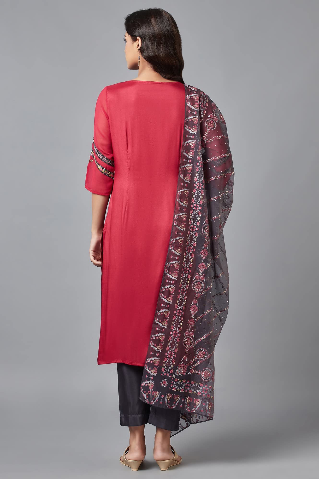 W for Woman Women's Viscose Kurta, Slim Pant & Dupatta