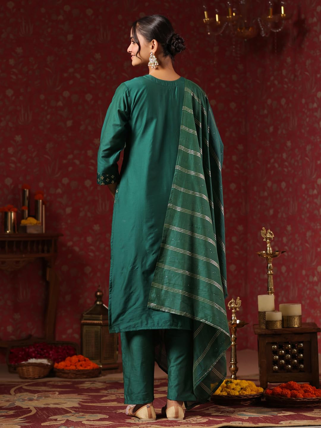 ishin Women's Viscose Rayon Foil Print Green Straight Kurta Suit Set with Trousers & Dupatta