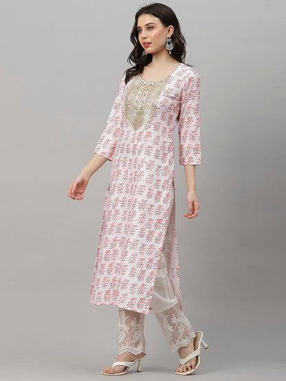 GoSriKi Women's Cotton Blend Straight Yoke Design Printed Kurta