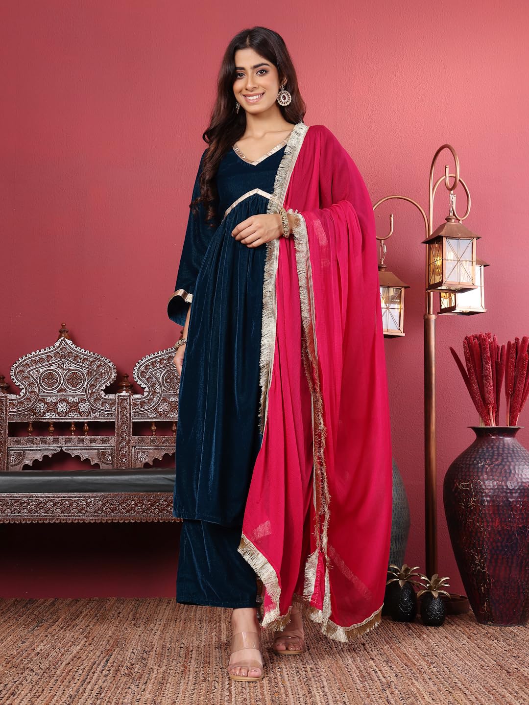 Varanga Women Floral Thread Embroidered Kaftan With Tonal Bottom