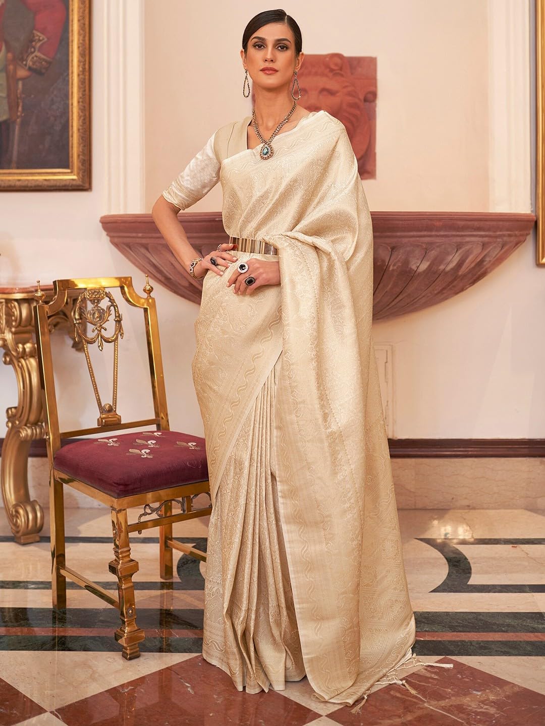 Madhuhansh WomenS Pure Kanjivaram Silk Saree With Unstitched Blouse Piece Soft Silk Fabric Jacquard And Zari Woven Stylish Sari