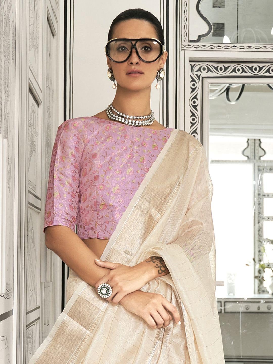 Madhuhansh Womens Soft Linen Saree With Unstitched Multicolor Paisley Blouse Piece Saree With Satin Border Comfortable Skin Frie