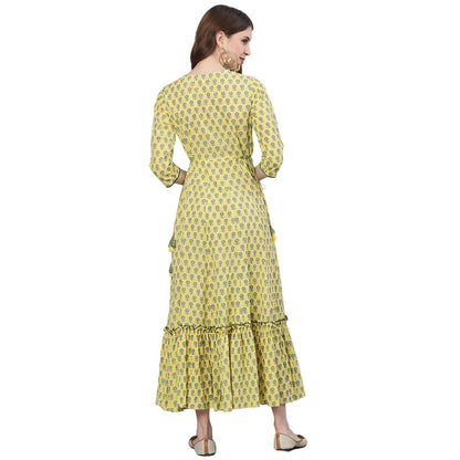 ishin Women's Cotton Yellow Sequinned Embroidered Anarkali Kurta