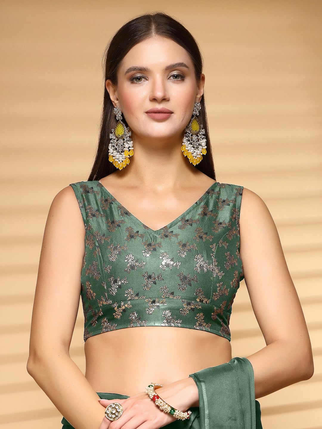Oomph! Readymade Blouse For Women, Brocade, Sleeveless, V-Neck, Rbbl656