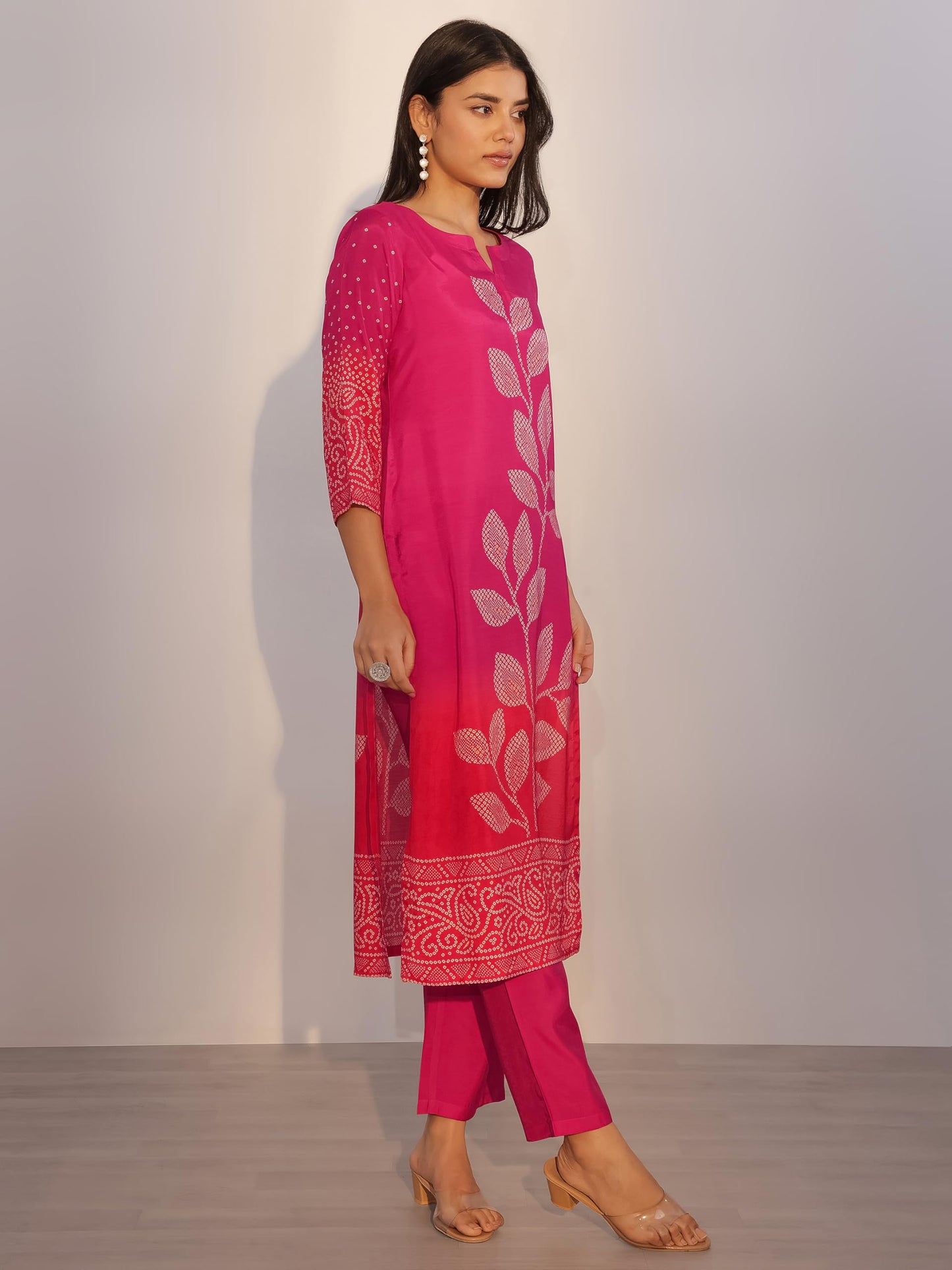 Libas WomenS Silk Blend Kurta Set (400374