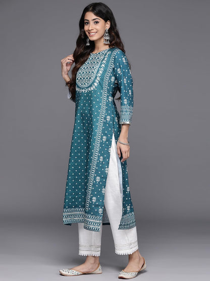 Teal Placement Printed Kurta with Round Neckline,Three Quarter Sleeves,Calf Length Straight Kurta,Side Slit,Straight Hemline.