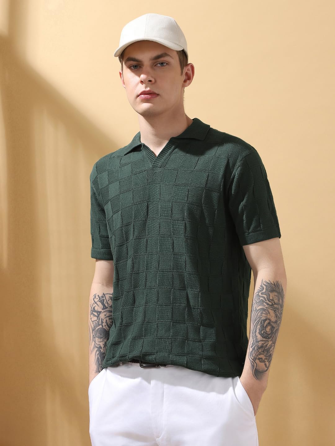Dennis Lingo Men Regular Fit Green Half-Sleeves Cotton T-Shirts.
