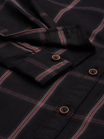 The Indian Garage Co Men Black Checkered Slim Fit Cotton Casual Shirt