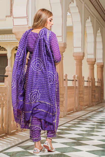 GoSriKi Women's Cotton Blend Straight Printed Kurta with Pant & Dupatta (Rajjo