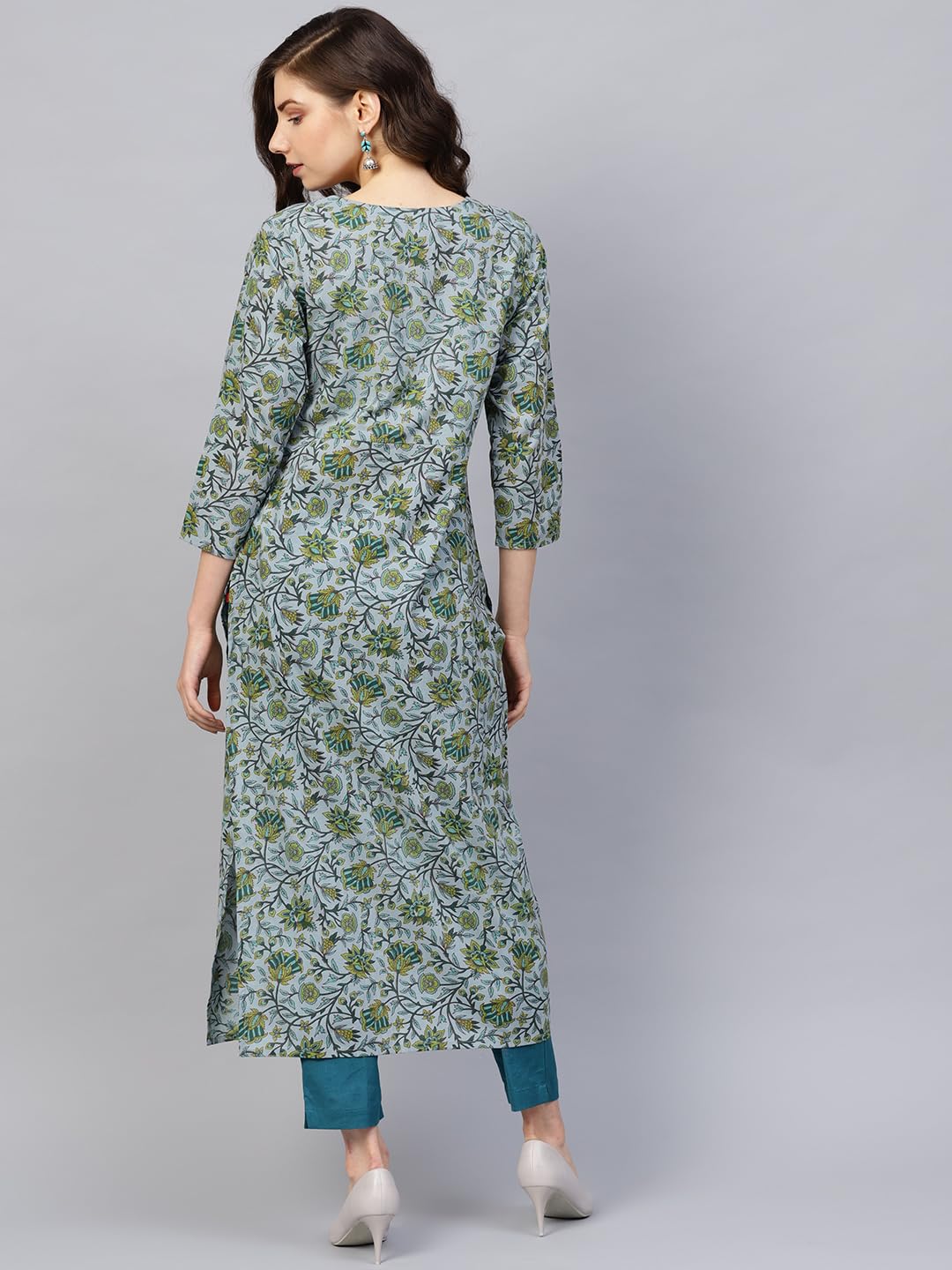 Varanga Women's Cotton Solid Straight Kurta