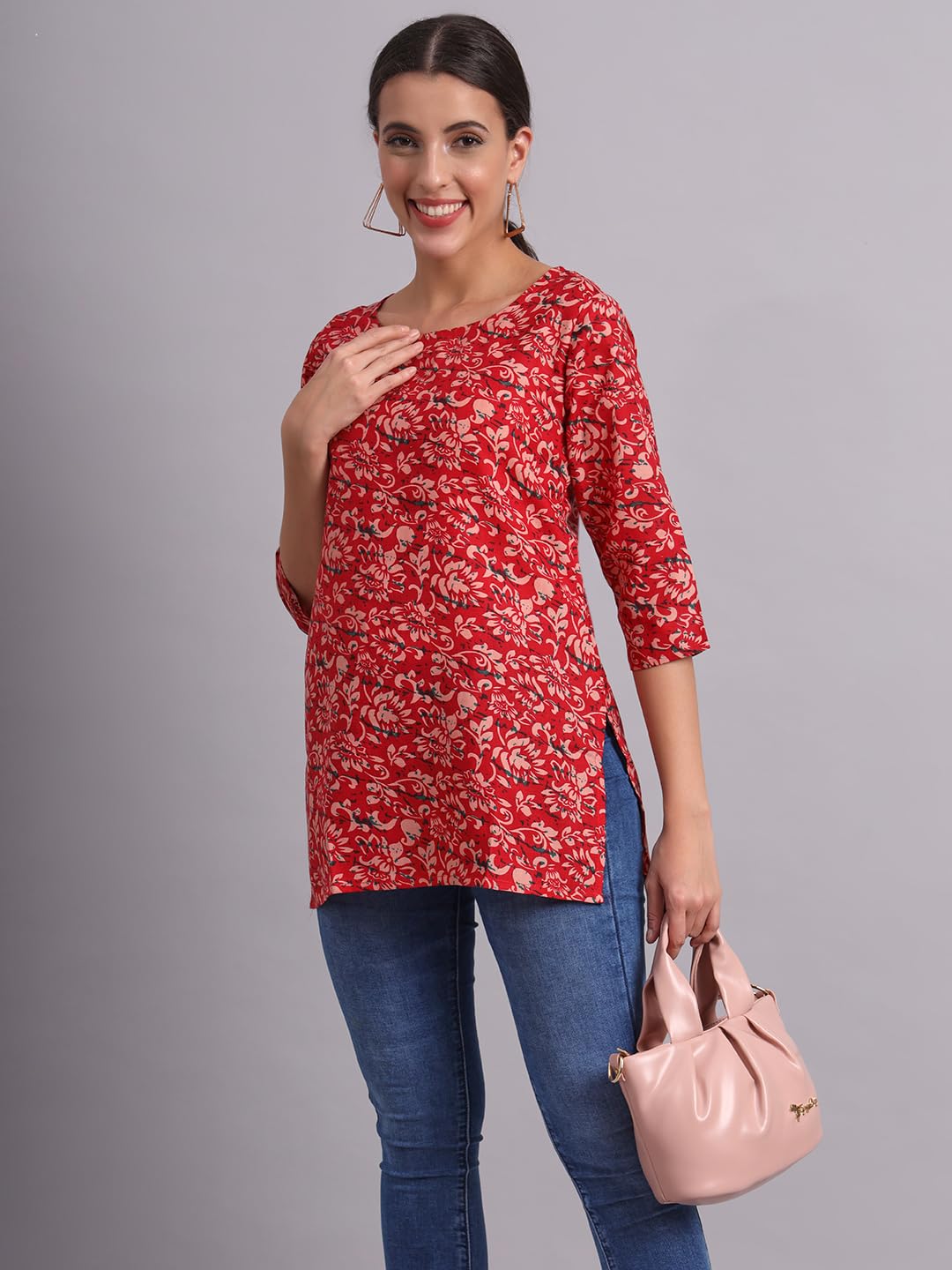 Patlani WomenS Cotton Printed Short Fullstitched Kurti/Kurtas. Red