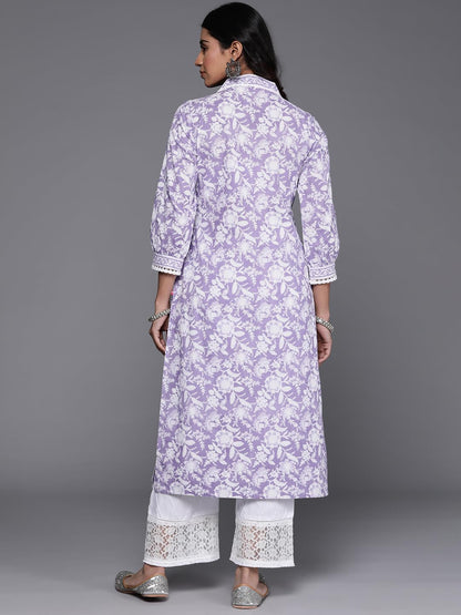 Varanga Women Floral Printed V-Neck with Lace Detail Kurta