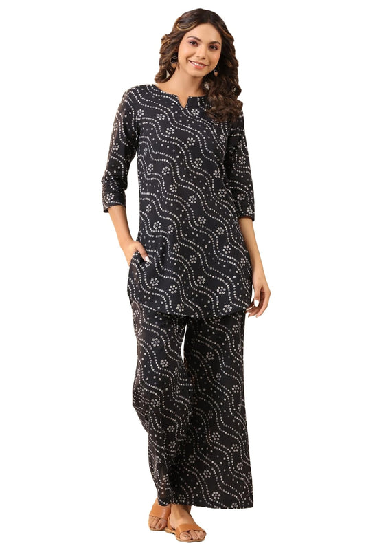 GoSriKi Women's Rayon Blend Straight Bandhej Printed Kurta with Pant