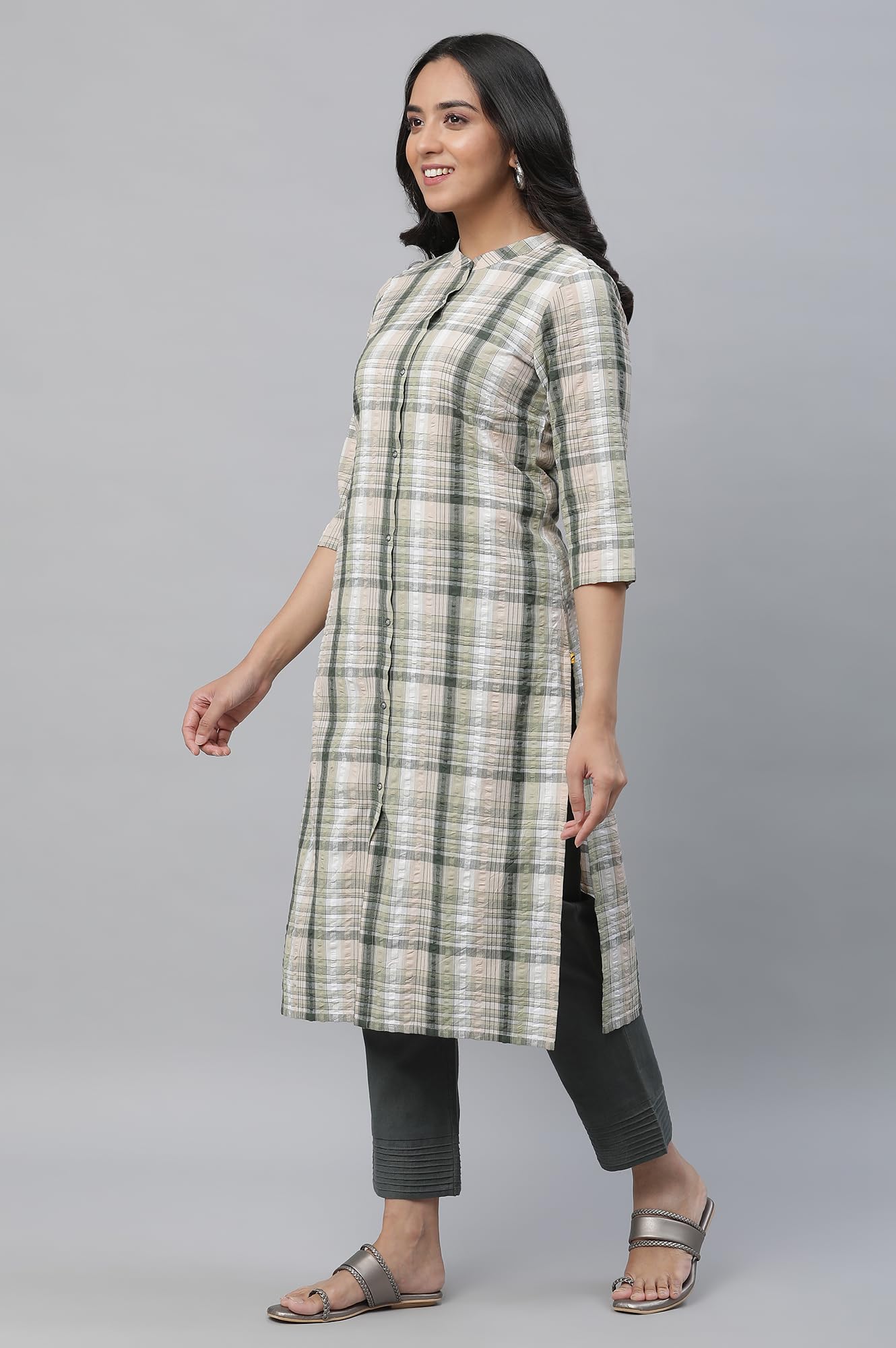 Aurelia Green Checked Cotton Regular Kurta for Women