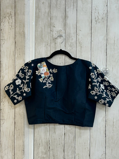 Boat neck blouse