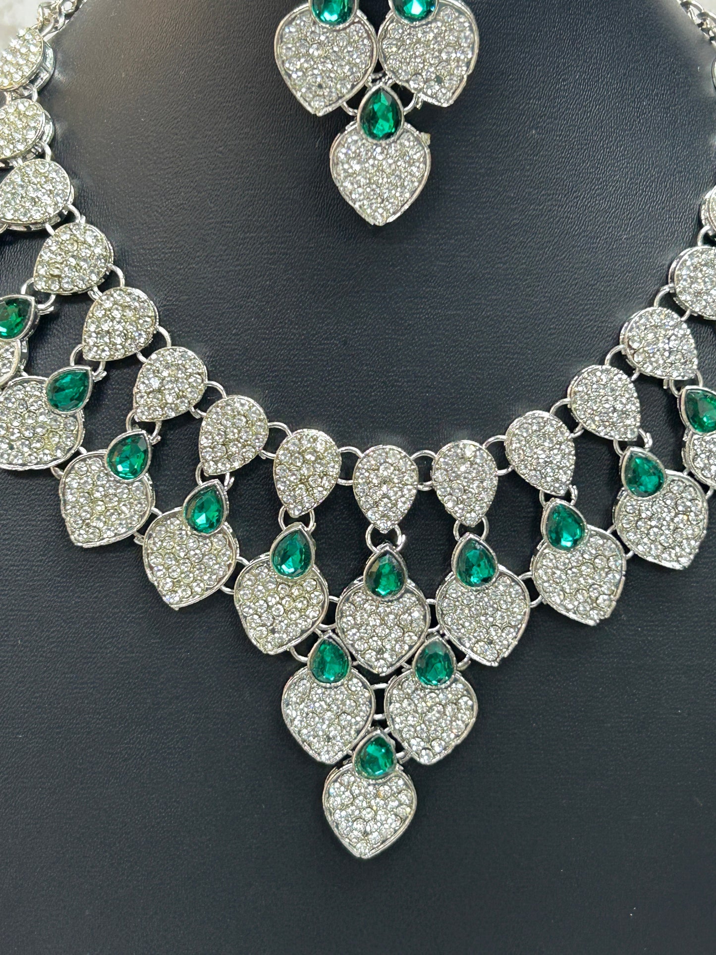 Necklace set