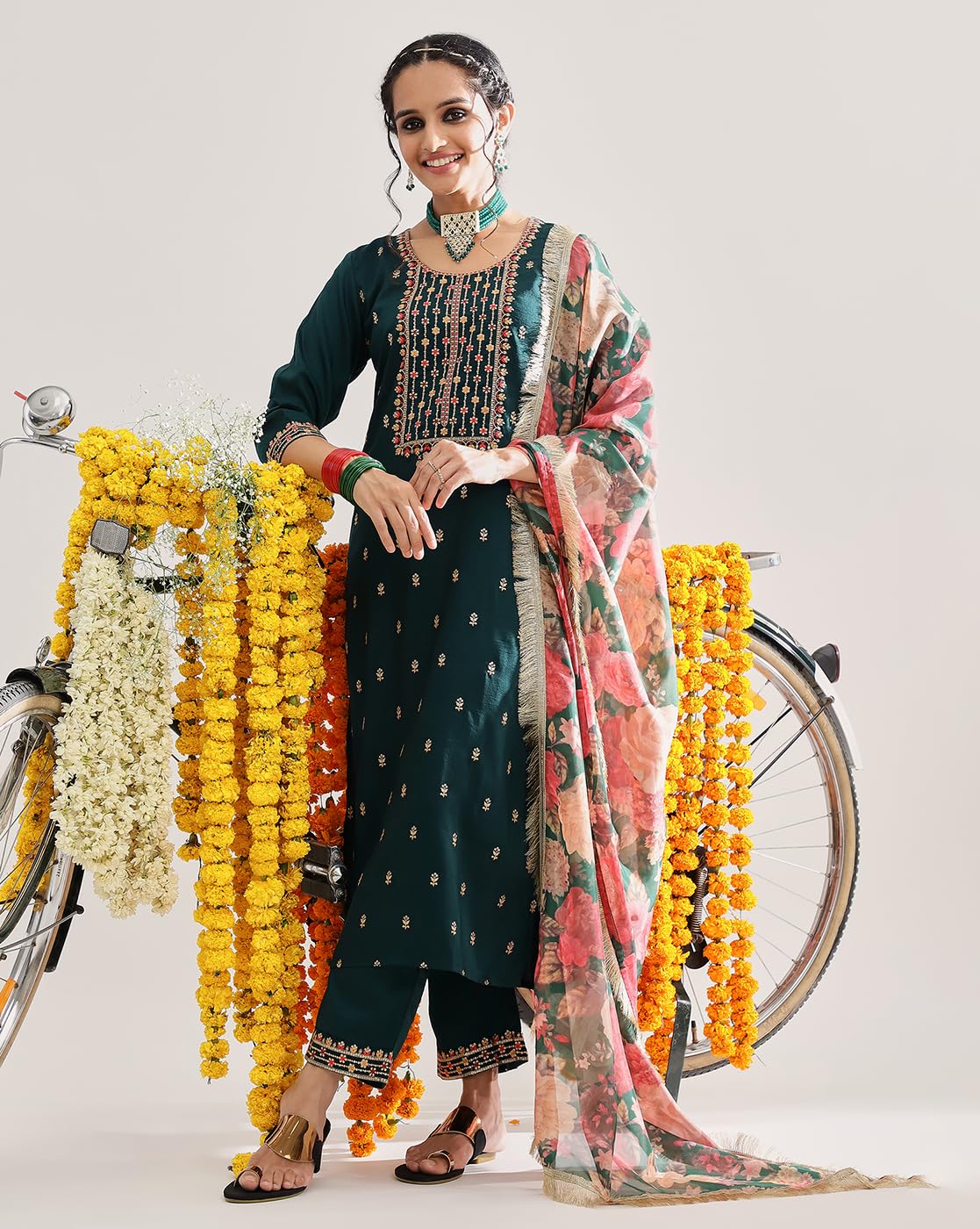 Varanga Women Green Embroidered Straight Kurta Paired With Tonal Bottom And Printed Dupatta.