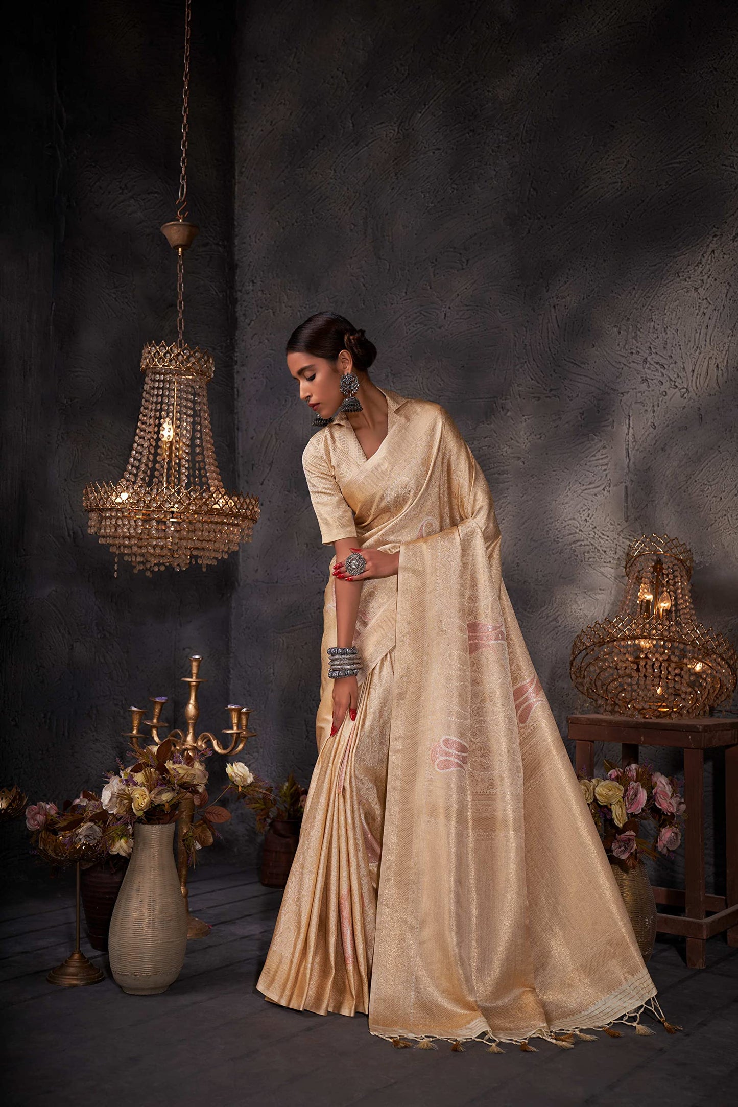 Vardha Women’s Kanchipuram Art Silk Saree with Unstitched Blouse – Zari Woven Wedding Saree