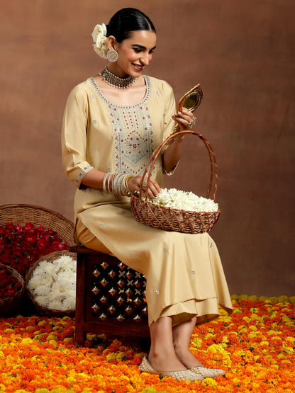 Libas WomenS Silk Blend Embroidered Kurta Set (Gs938_Beige