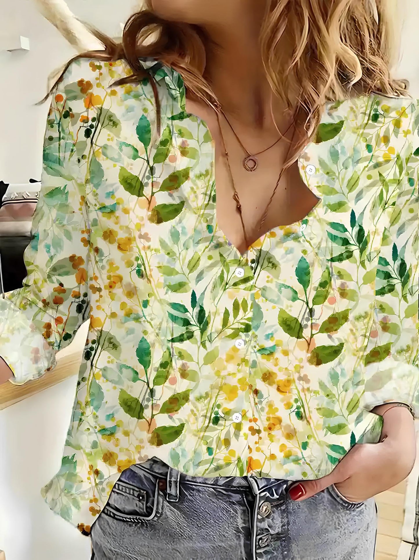 Gufrina WomenS Floral Printed Button Down Western Shirt With Collar Neck And Rolled-Up Long Sleeves In Relaxed Fit