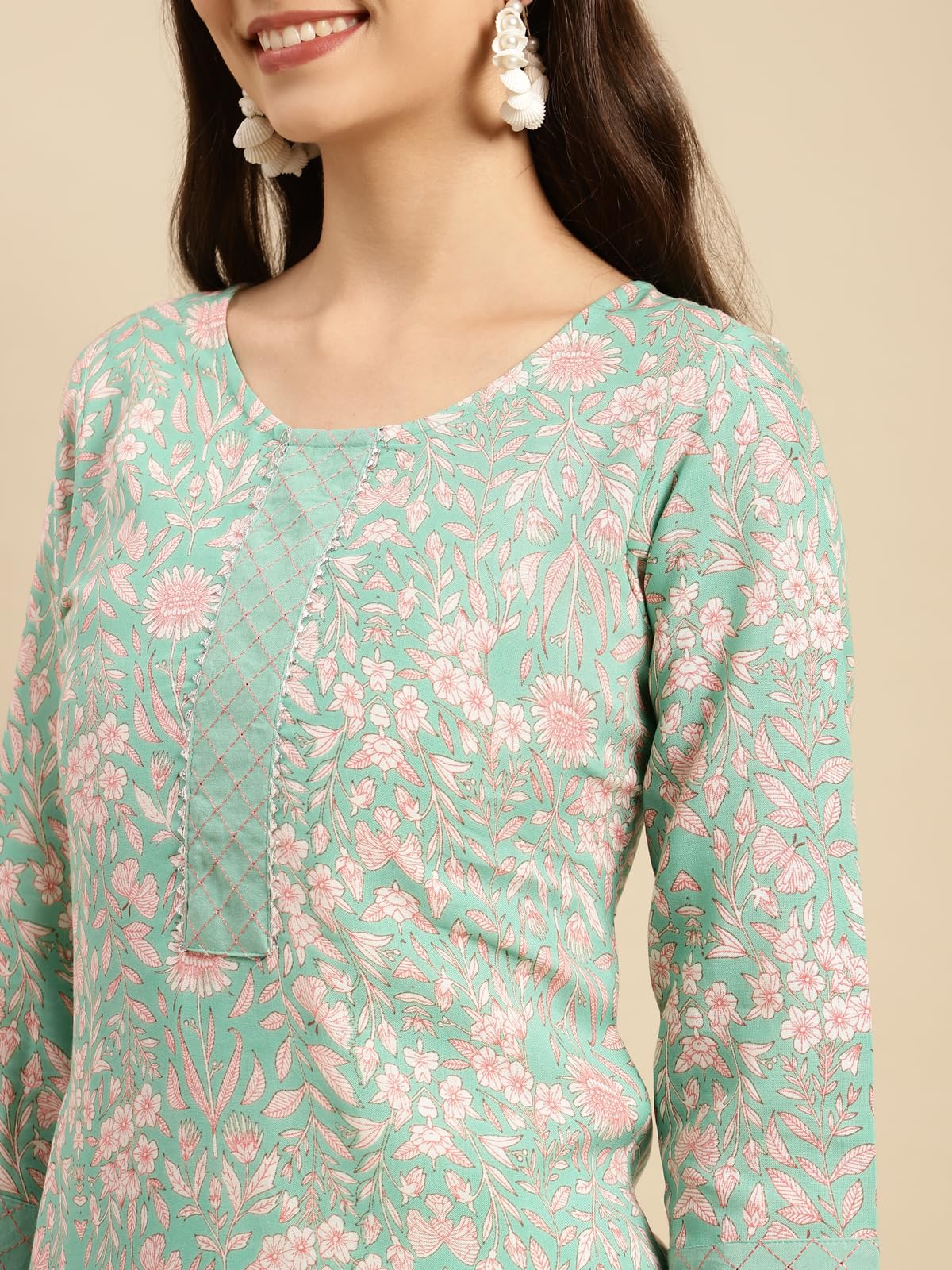 Rangita Women Rayon Mint Green Floral Printed Knee Length Straight Kurta With Pant Set