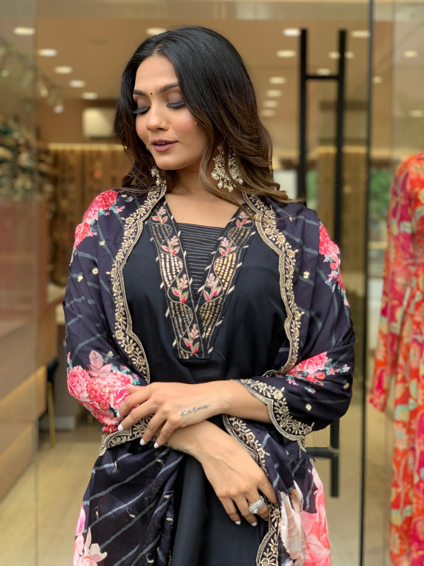 Goroly WomenS Cotton Blend Straight Cut Kurta Pant With 3/4 Sleeve Square Neck Calf Length And Printed Dupatta A-Line Style