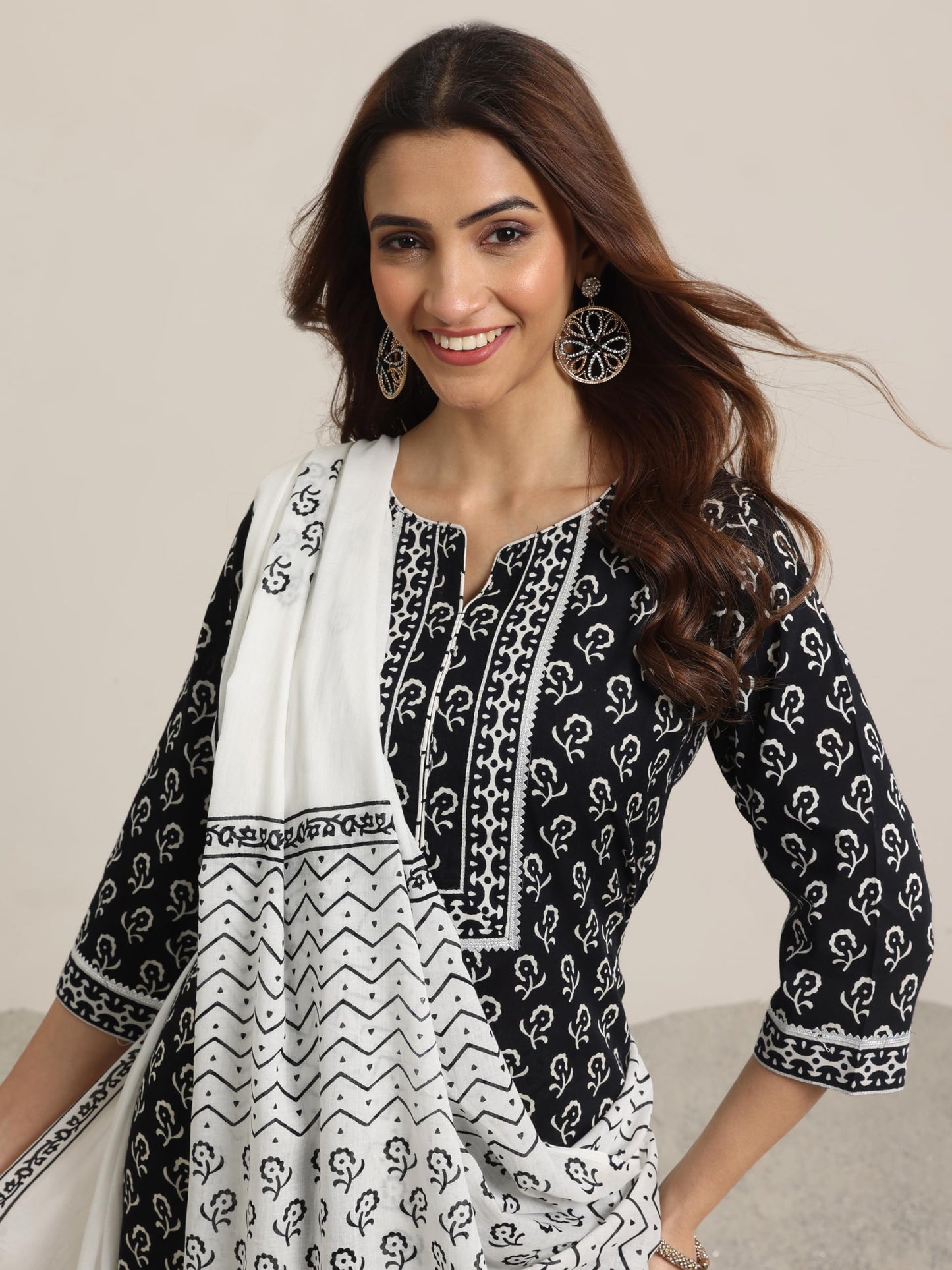 Libas WomenS Pure Cotton Kurta Set (366300R