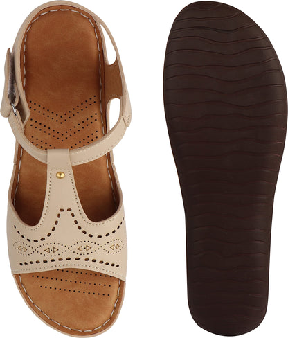 Shoetopia Girls Cream Stylish Trending Flats