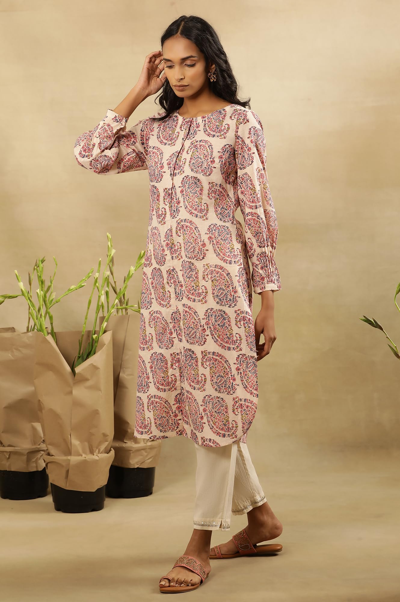 Folksong by W Women White Printed Cotton Straight Kurta