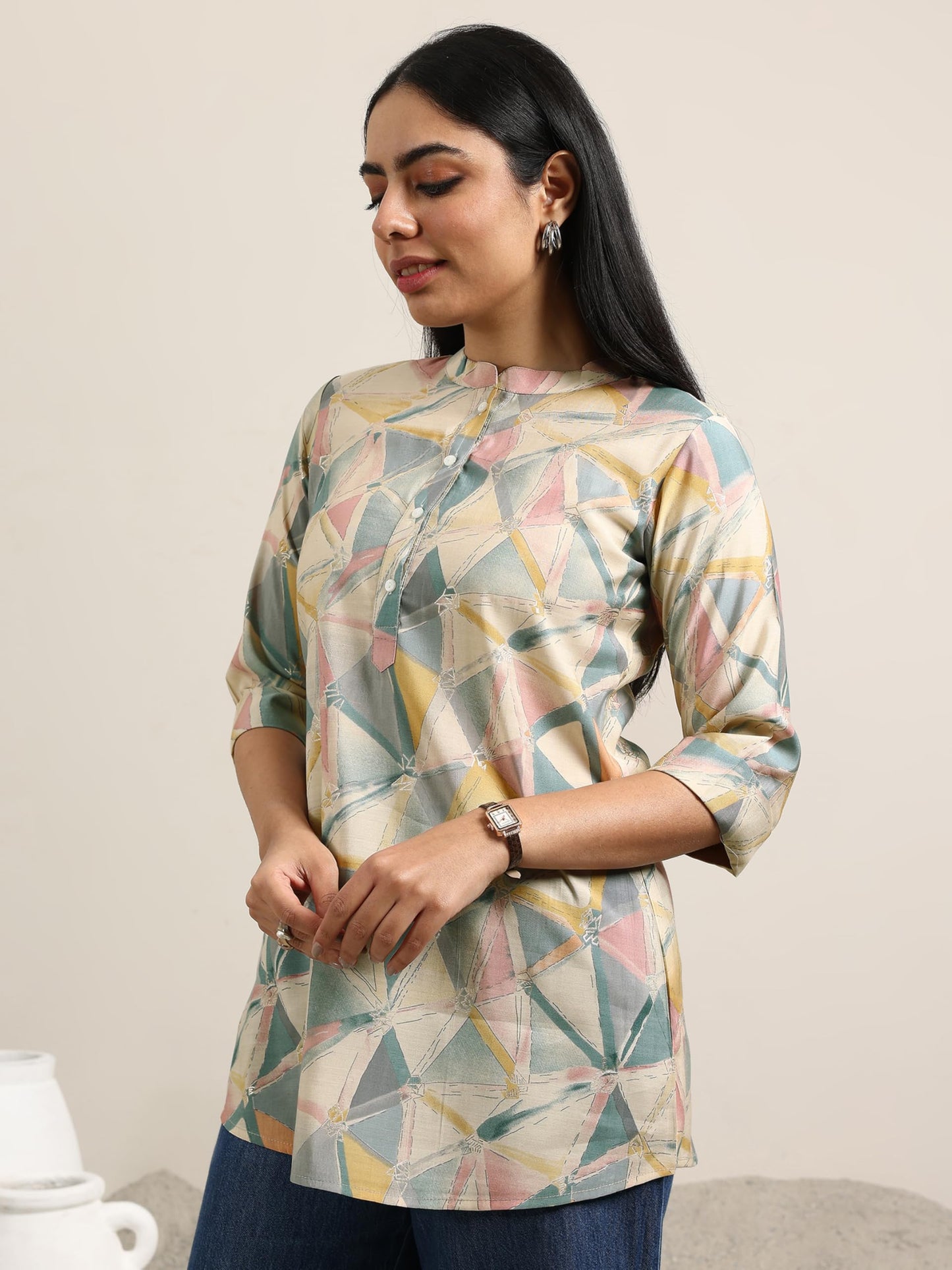 Libas WomenS Silk Blend Geometric Straight Kurti (29391O