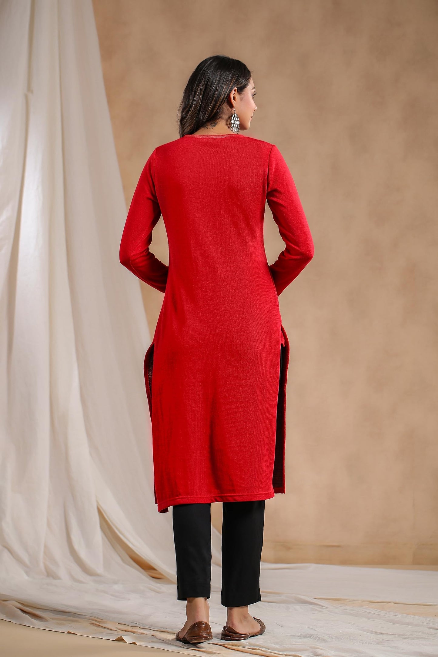 ishin Women's Red Jacquard Style Ethnic Motifs Straight Winterwear Kurta