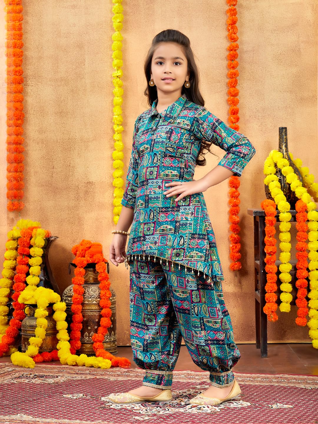Aarika Girls Ethnic Wear Sea Green Colour Abstract Printed Cotton Kurti Patiala Set With Belt (4-10 Years)