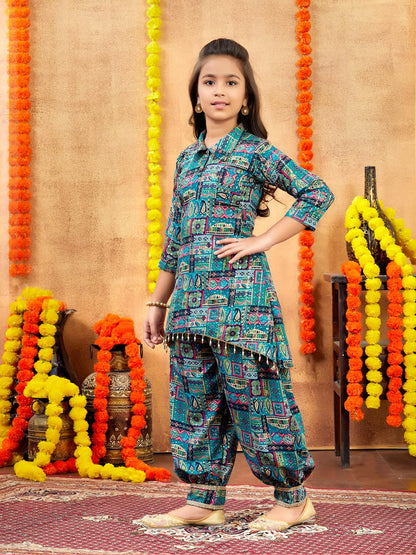 Aarika Girls Ethnic Wear Sea Green Colour Abstract Printed Cotton Kurti Patiala Set With Belt (4-10 Years)