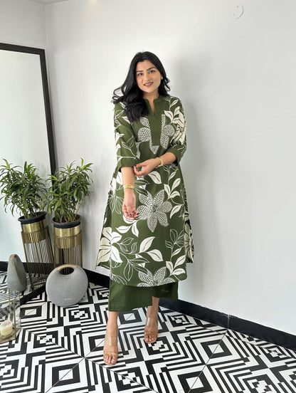 Lookmark WomenS Floral Printed Cotton Blend 3/4Th Sleeve Knee Length V-Neck Kurta And Palazzo Set For Women (Az-Lm-Og-Ks2204 Ma