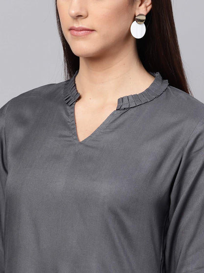 idaLia Rayon Solid Straight Kurta Set for Women 3/4 Sleeve, Round V Neck Designer Kurta with Pant