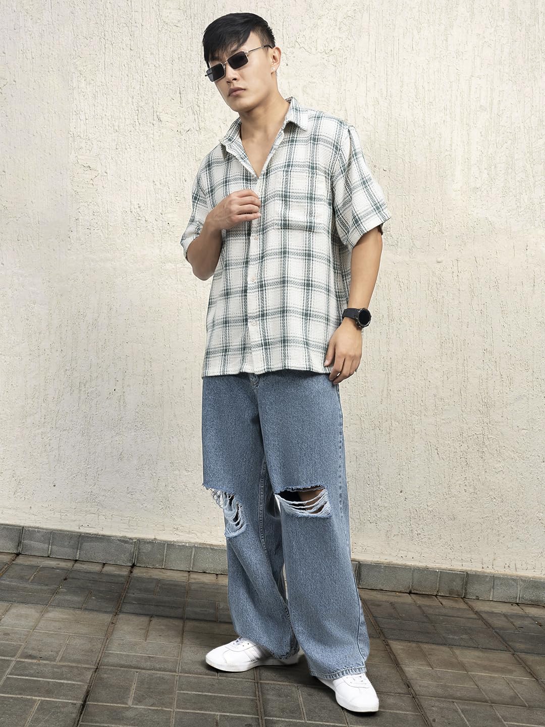 Hubberholme Men Cotton Short Sleeves Oversized Checked Shirt 3